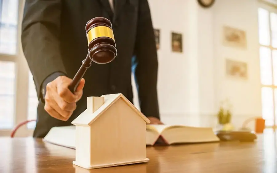 بهترین وکیل و مشاور حقوقی در تهران