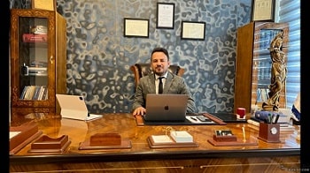 بهترین وکیل مهاجرت به آمریکا از طریق لاتاری در تهران: مجتبی محمدی