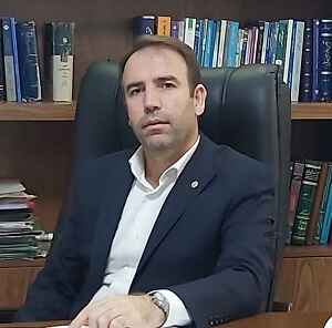 بهترین وکیل تنظیم قرارداد در تهران: مجید رحیمی