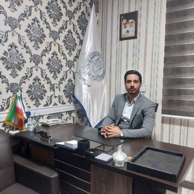 بهترین وکیل اداره کار تهران: علی شکیبائی زاده