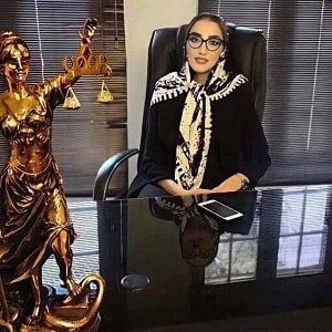 بهترین وکیل دعاوی پیمانکاری در تهران: ازاده حاج رستم