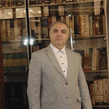 بهترین وکیل مهاجرت به ایتالیا: امید مقدسی فر